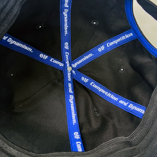 “裏側のロゴラインテープ”